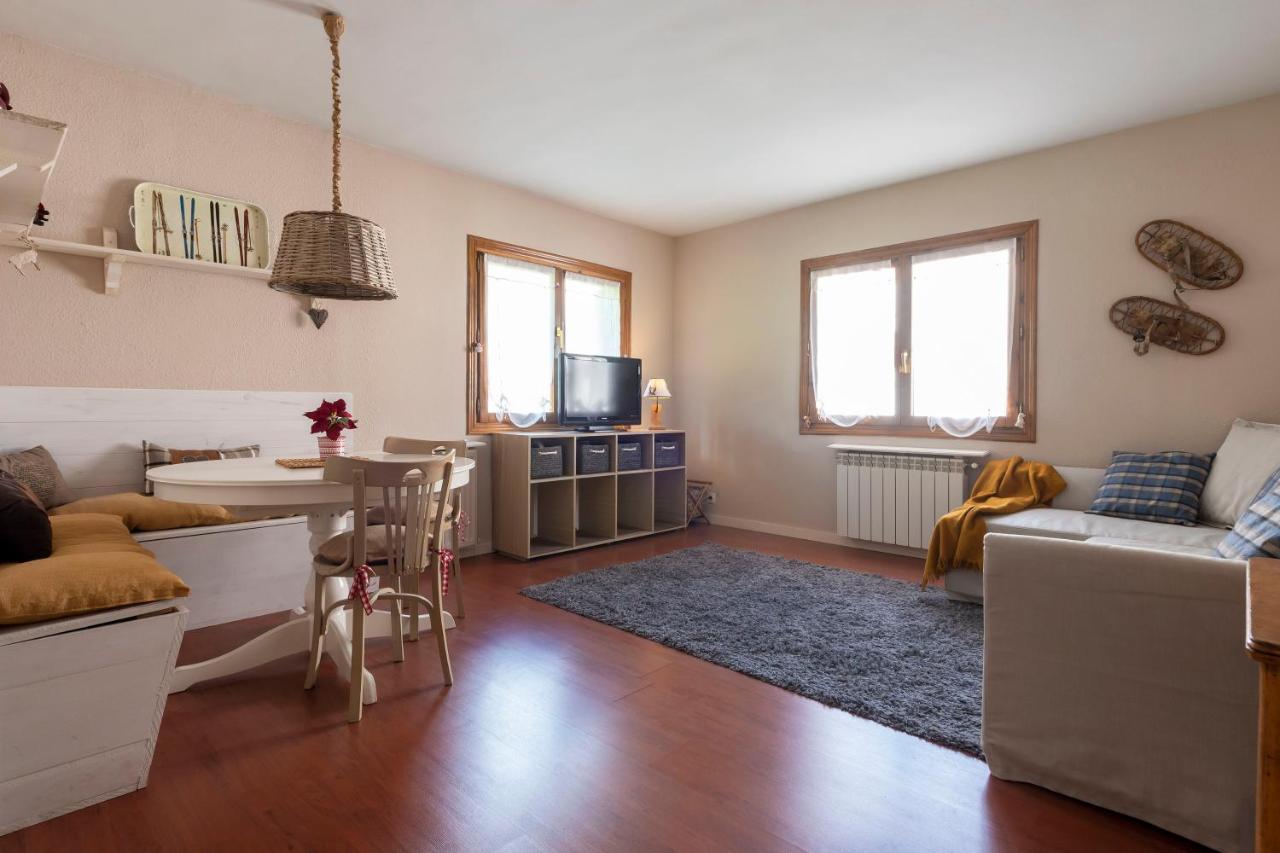 דירות Sallent de Gállego Musales ☆ Apartamento Para 4 Personas Con Ascensor מראה חיצוני תמונה